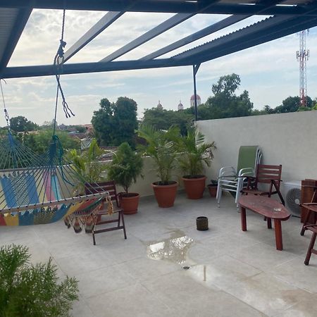 Apartamentos Casa Amarilla Granada Zewnętrze zdjęcie
