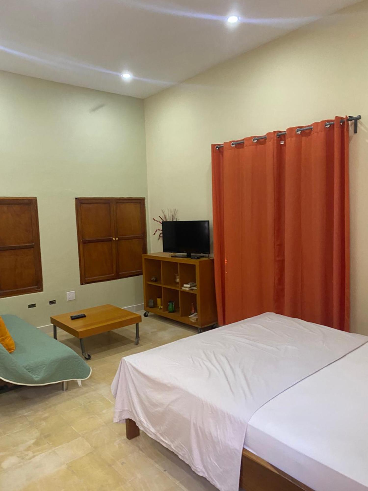 Apartamentos Casa Amarilla Granada Zewnętrze zdjęcie