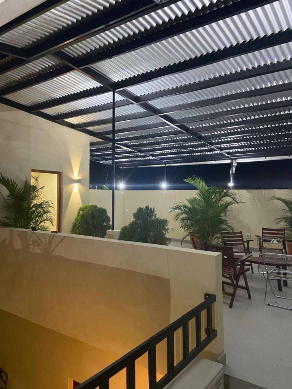 Apartamentos Casa Amarilla Granada Zewnętrze zdjęcie