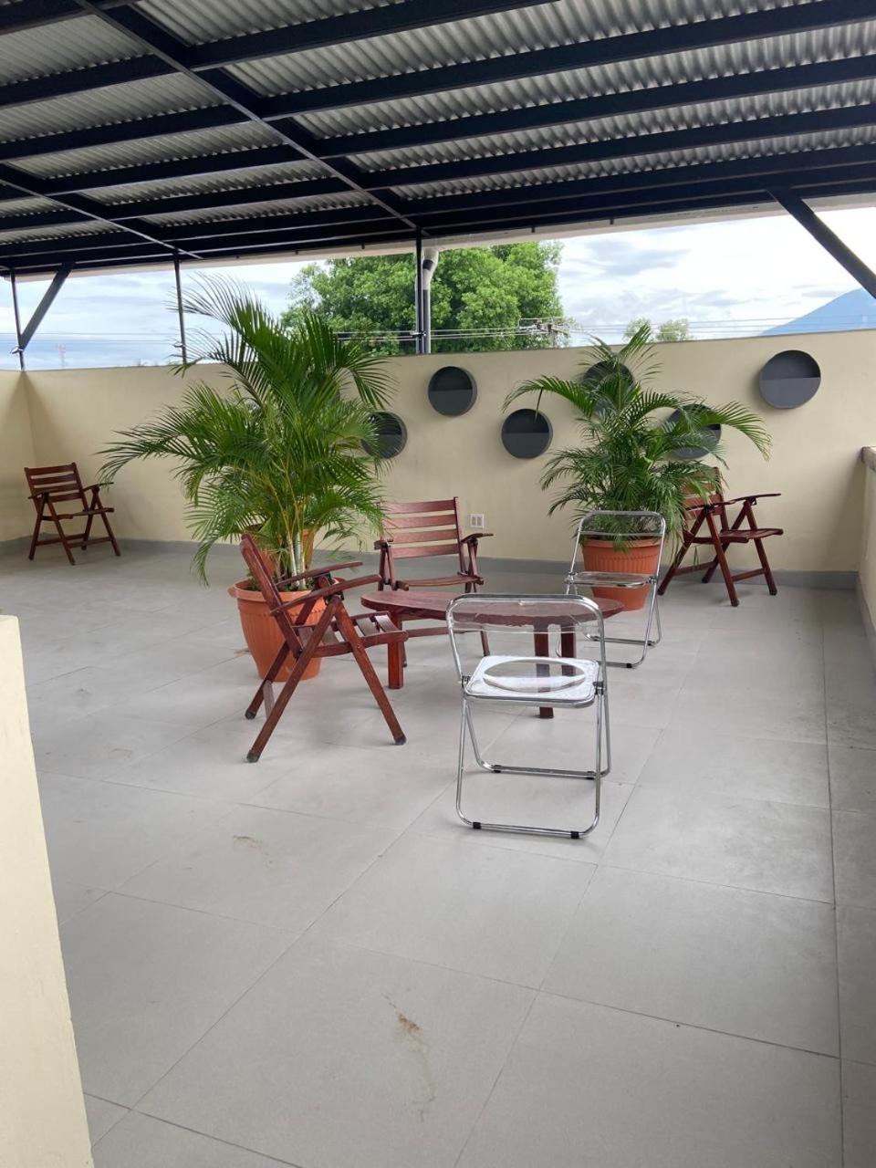 Apartamentos Casa Amarilla Granada Zewnętrze zdjęcie