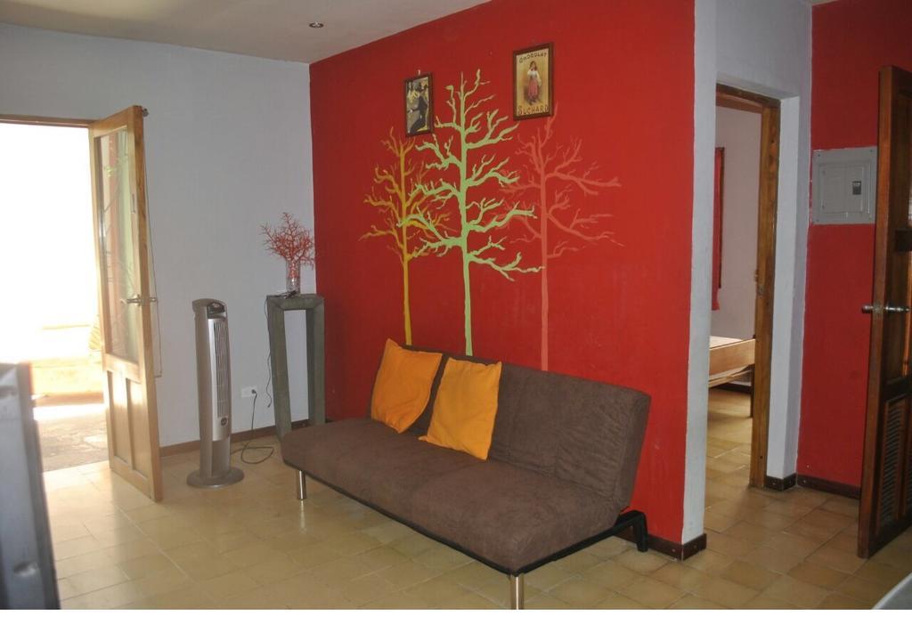Apartamentos Casa Amarilla Granada Zewnętrze zdjęcie