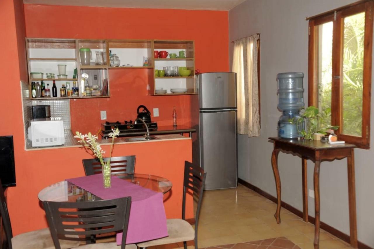 Apartamentos Casa Amarilla Granada Zewnętrze zdjęcie