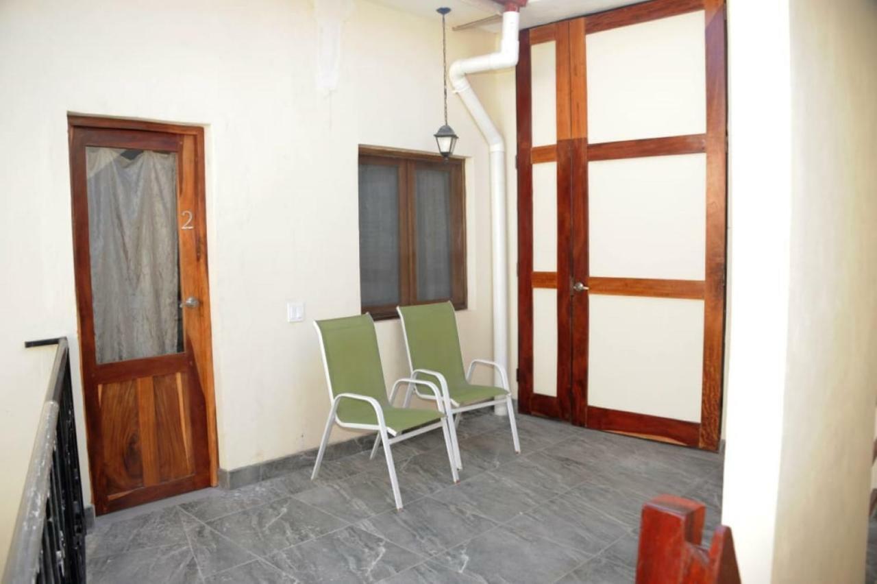 Apartamentos Casa Amarilla Granada Zewnętrze zdjęcie