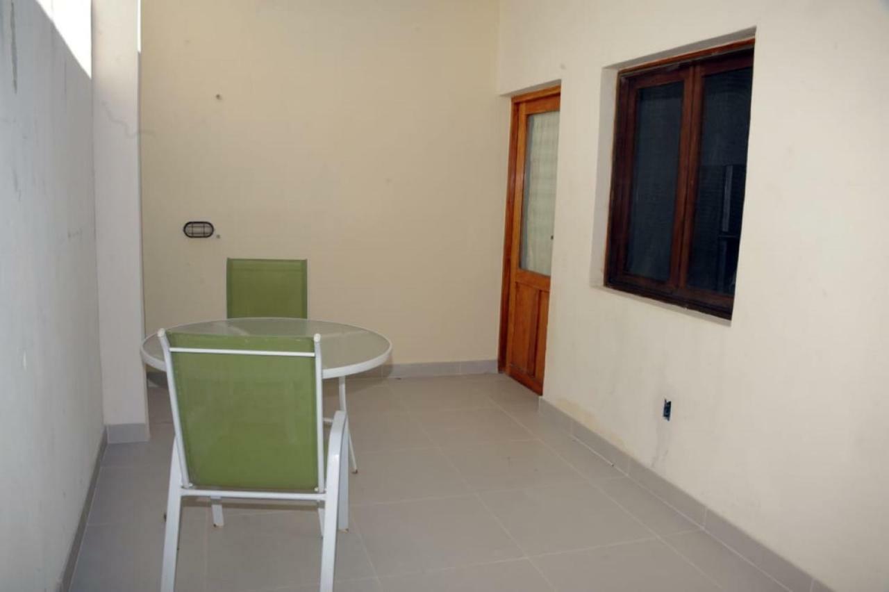Apartamentos Casa Amarilla Granada Zewnętrze zdjęcie